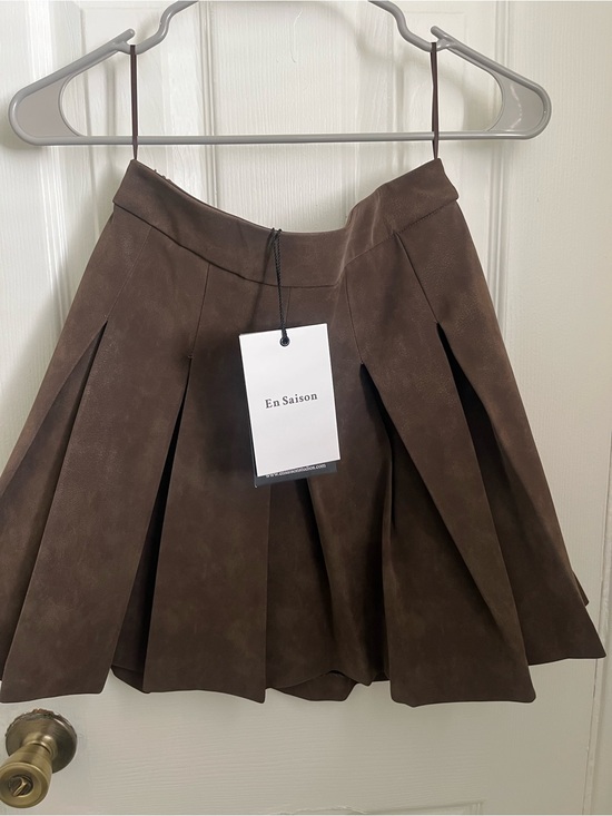 En Saison Dresses & Skirts - En Saison Brown Faux-Suede Pleated Skater Skirt